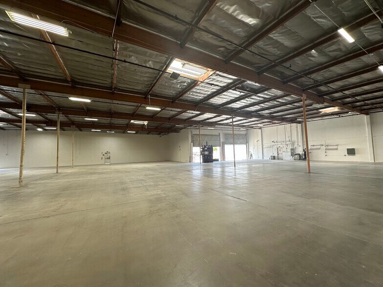 More Photos Of 1315 S Johnson Dr, City of Industry Warehouse For Lease