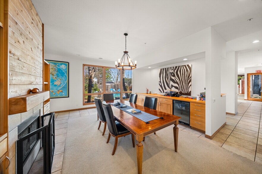 More Photos Of 8 Circle Rd, San Rafael Specialty For Sale