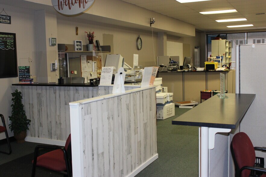More Photos Of 2340 Whitney Ave, Hamden Storefront Retail Office For Lease