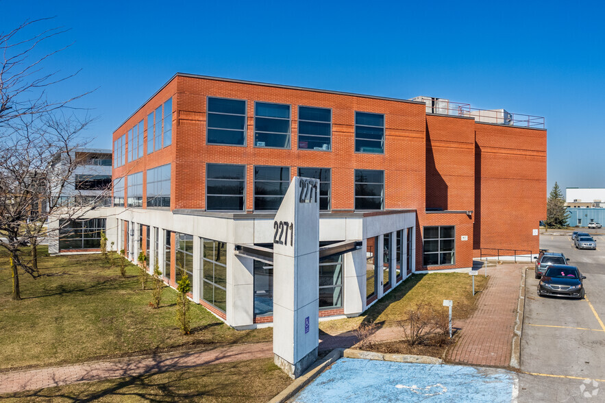 Primary Photo Of 2271 Boul Fernand-Lafontaine, Longueuil Office For Lease