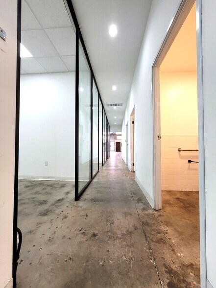 More Photos Of 757 E 14th Pl, Los Angeles Warehouse For Sale