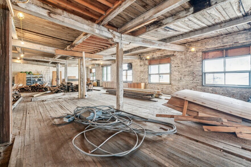 More Photos Of 2822-2824 Jasper St, Philadelphia Warehouse For Sale