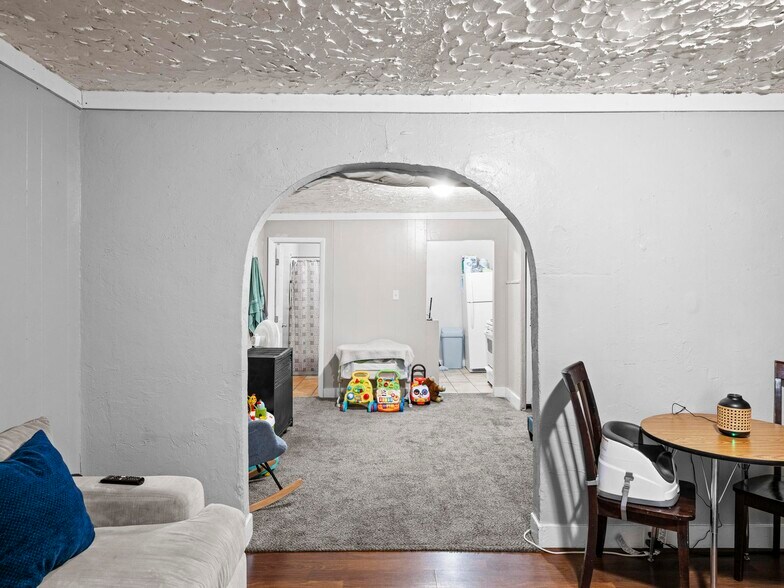 More Photos Of 127 W Mead Ave, Salt Lake City Apartments For Sale