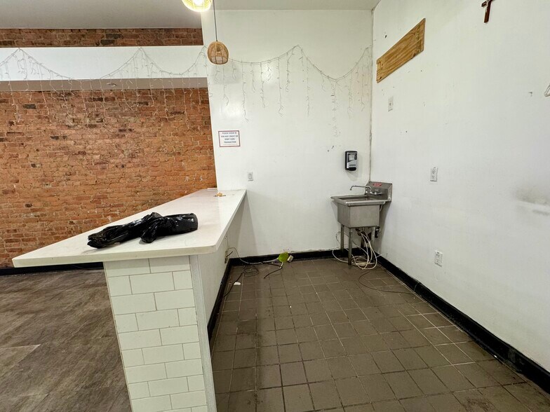 More Photos Of 637 Rogers Ave, Brooklyn Storefront Retail Residential For Lease