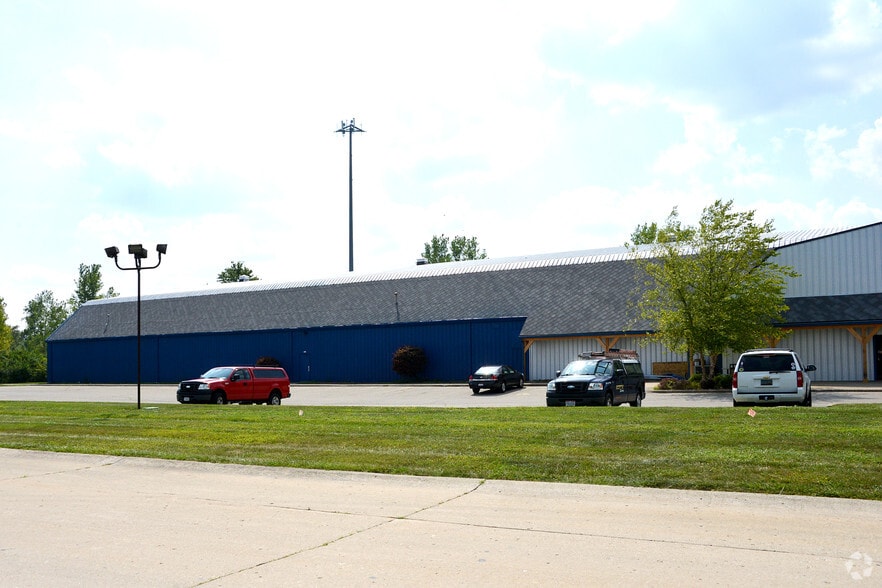 More Photos Of 10561 Success Ln, Miamisburg Skating Rink For Sale