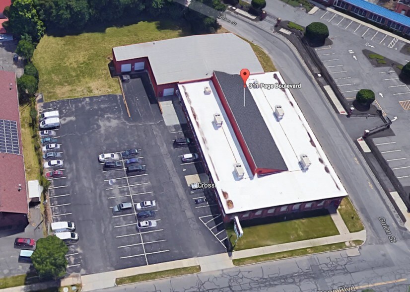 More Photos Of 311 Page Blvd, Springfield Warehouse For Lease