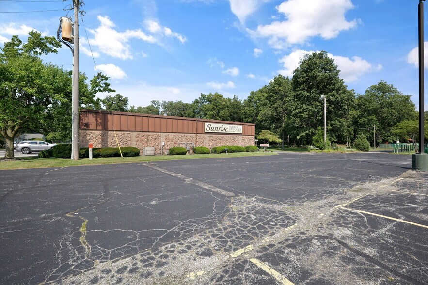More Photos Of 1460 A Woodville Rd, Millbury Freestanding For Sale