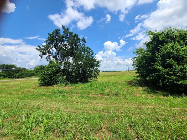 More Photos Of TBD Plainview Road, Sherman Land For Sale