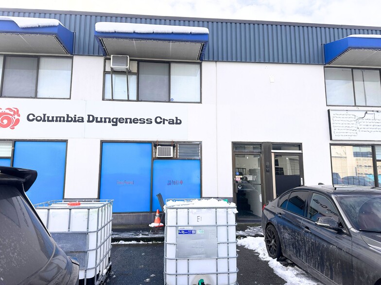 More Photos Of 12800 Bathgate Way, Richmond Warehouse For Lease