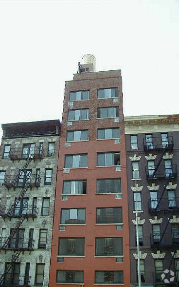 More Photos Of 1425 York Ave, New York Apartments For Lease