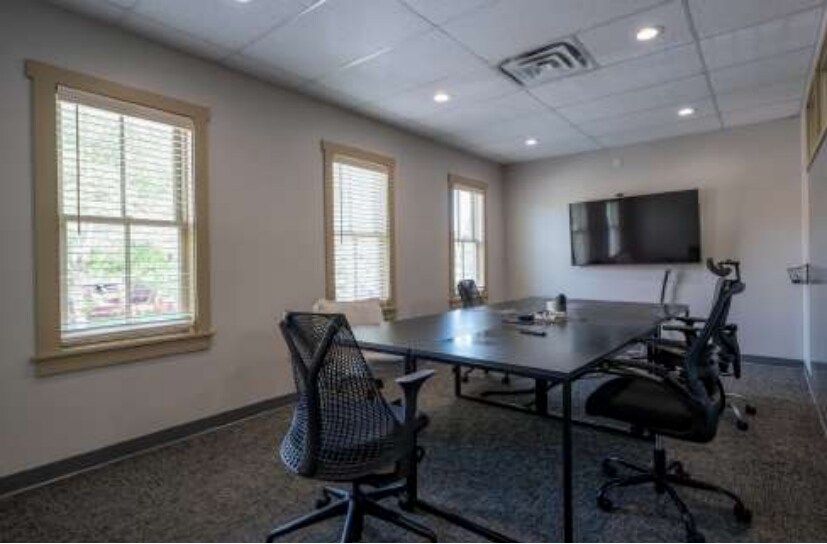 More Photos Of 55-65 W Bridge St, Dublin Storefront Retail Office For Sale