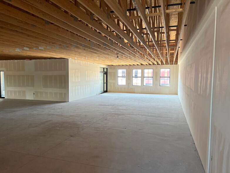 More Photos Of 119 W Main St, Anthony Loft Creative Space For Sale