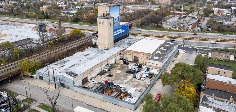 More Photos Of 4535 W Lexington St, Chicago Warehouse For Lease