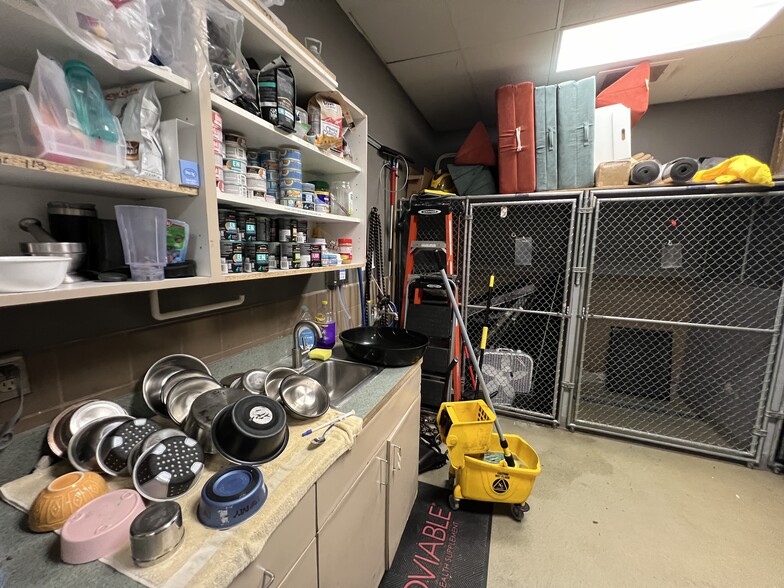 More Photos Of 202-238 E Bearss Ave, Tampa General Retail For Sale