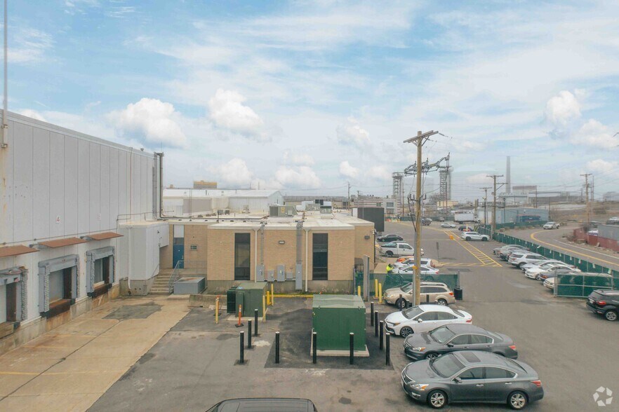 More Photos Of 201 Beacham St, Everett Refrigeration Cold Storage For Lease
