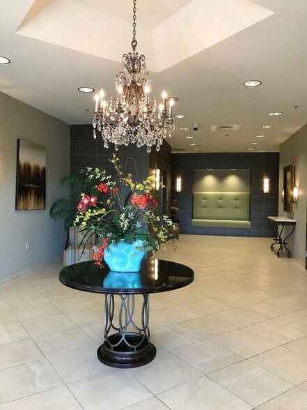 More Photos Of 1650 N Kingshighway St, Cape Girardeau Office For Lease