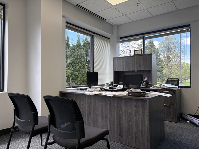 More Photos Of 3464 Washington Dr, Eagan Unknown For Lease