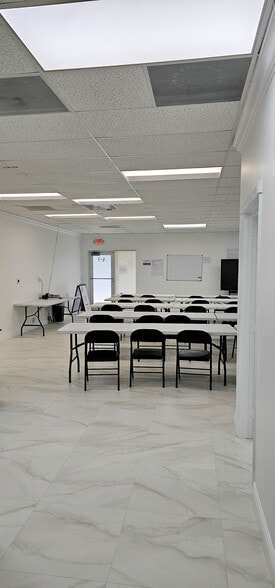 More Photos Of 4851 W Hillsboro Blvd, Coconut Creek Office For Sale