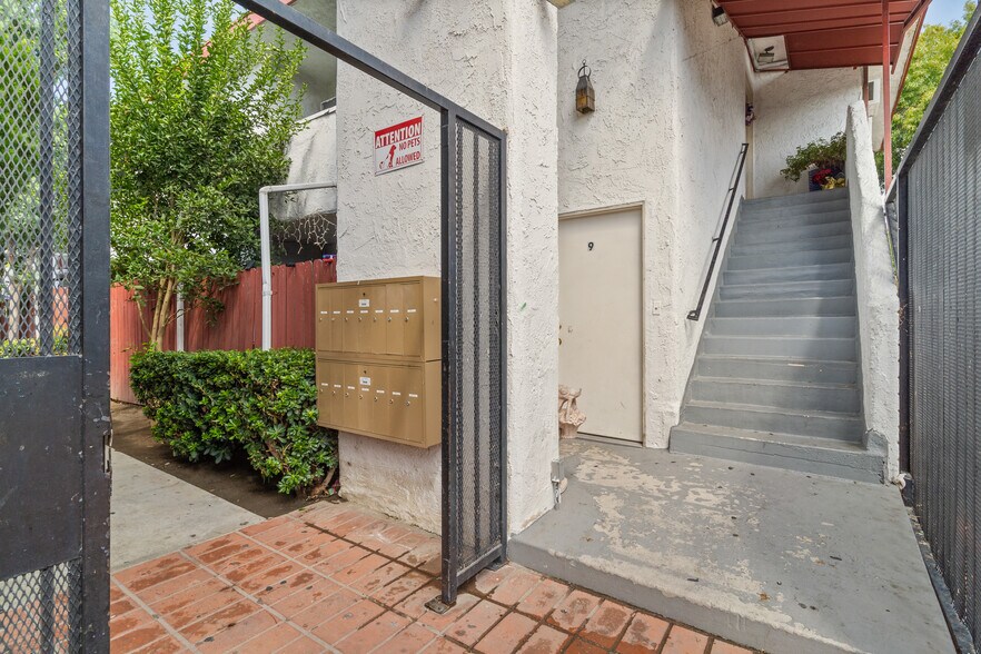More Photos Of 9035 Cedros Ave, Panorama City Apartments For Sale