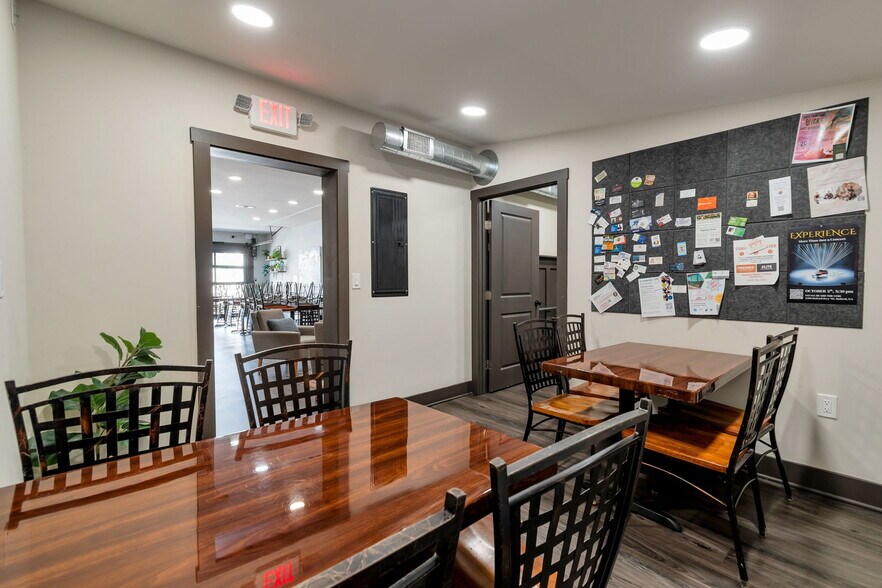 More Photos Of 179 E Moreno St, Buford General Retail For Sale