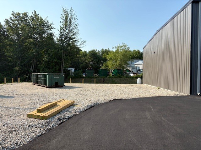 More Photos Of 5 Crane Way, Hooksett Industrial For Sale
