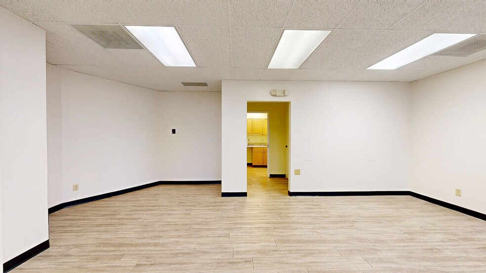 More Photos Of 1800 Water Pl SE, Atlanta Office For Sale