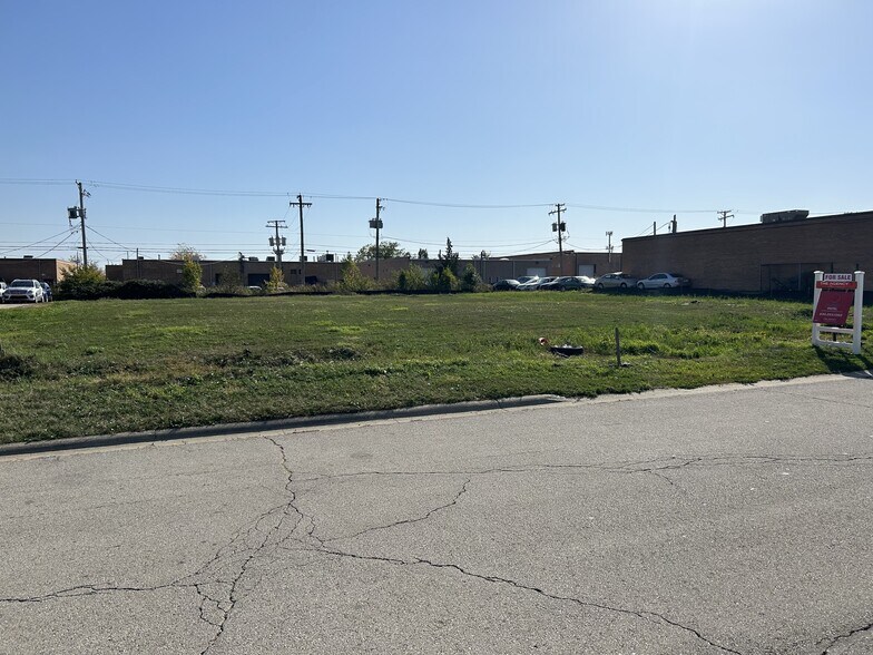 More Photos Of 515-525 Estes Ave, Schaumburg Land For Sale