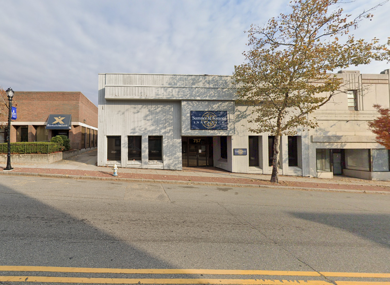 Primary Photo Of 757 Main St, Willimantic Office For Lease