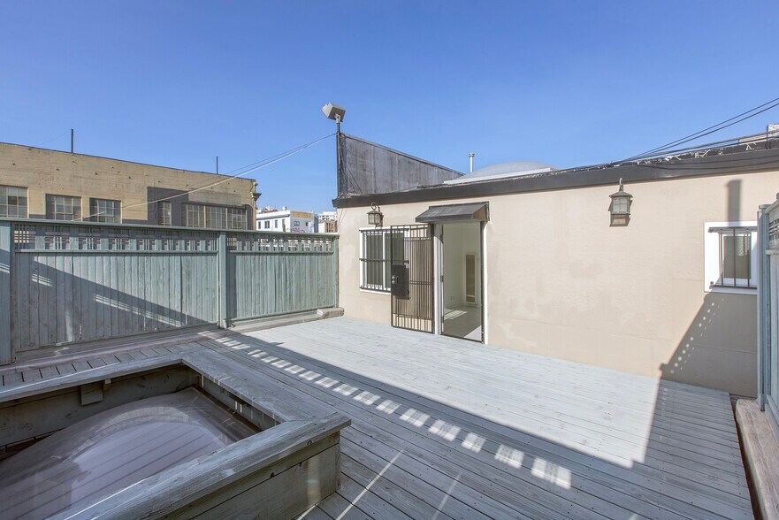 More Photos Of 49 Duboce Ave, San Francisco Warehouse For Sale