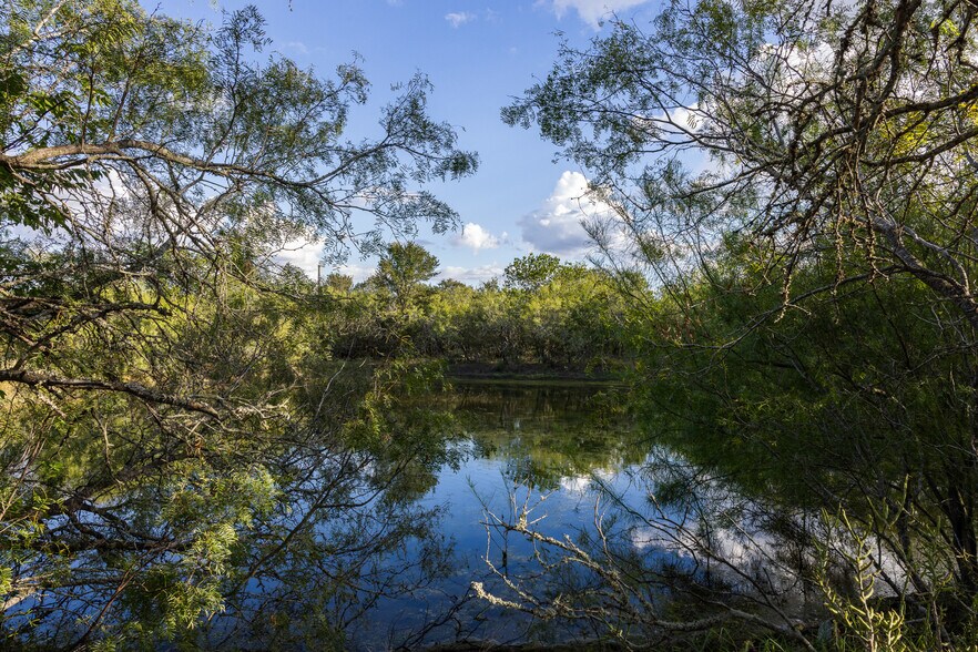 More Photos Of 399 Seals Creek Rd, Lockhart Land For Sale