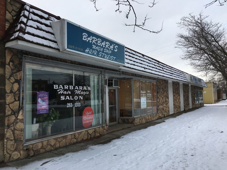 More Photos Of 3700 Lee Rd, Shaker Heights Storefront Retail Office For Lease