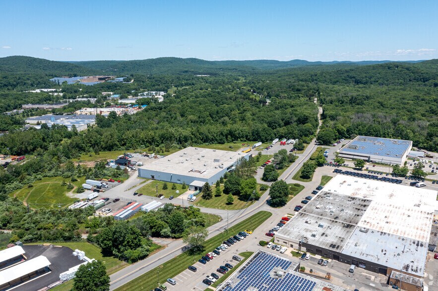 More Photos Of 701 Ford Rd, Rockaway Warehouse For Sale