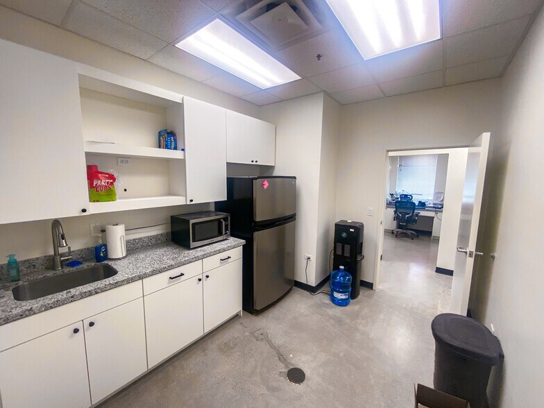 More Photos Of 4827 E Southern Ave, Mesa Medical For Sale