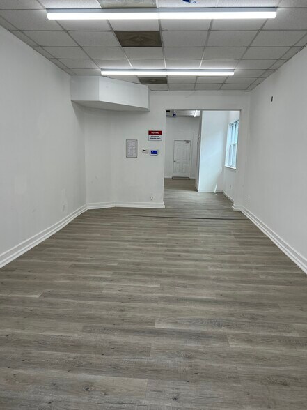 More Photos Of 711 Broadway, Westwood Warehouse For Lease