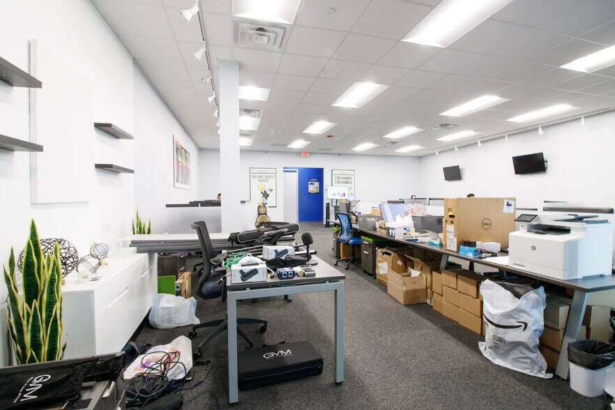 More Photos Of 350-400 Promenade Way, Sugar Land Unknown For Lease