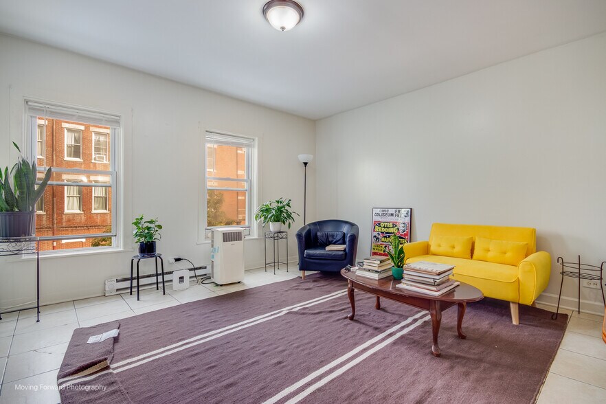 More Photos Of 1900 S Throop St, Chicago Apartments For Sale