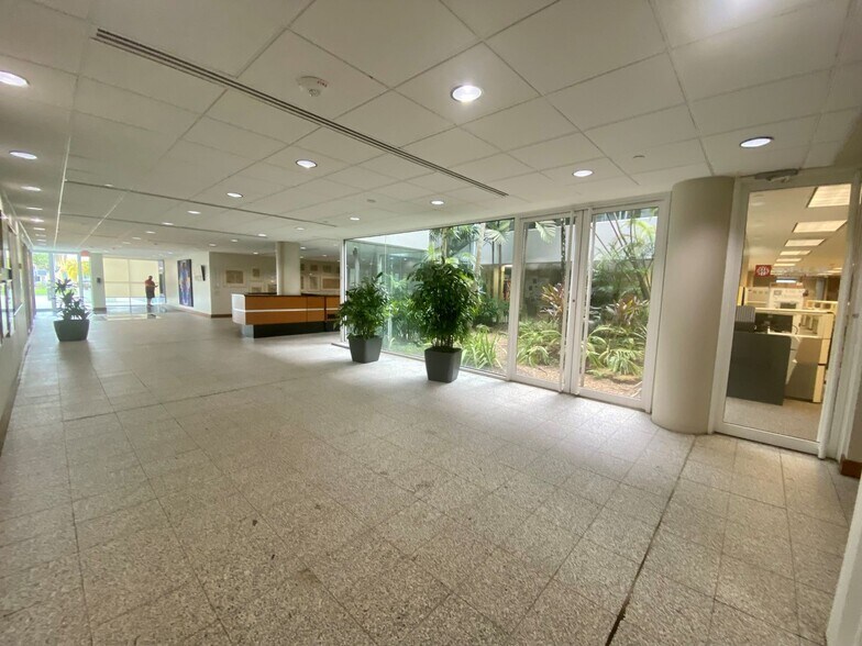 More Photos Of 7900 NW 154th St, Miami Lakes Office For Lease