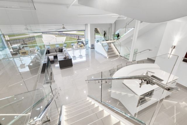 More Photos Of 142 Pit Ln, Pontiac Flex For Sale