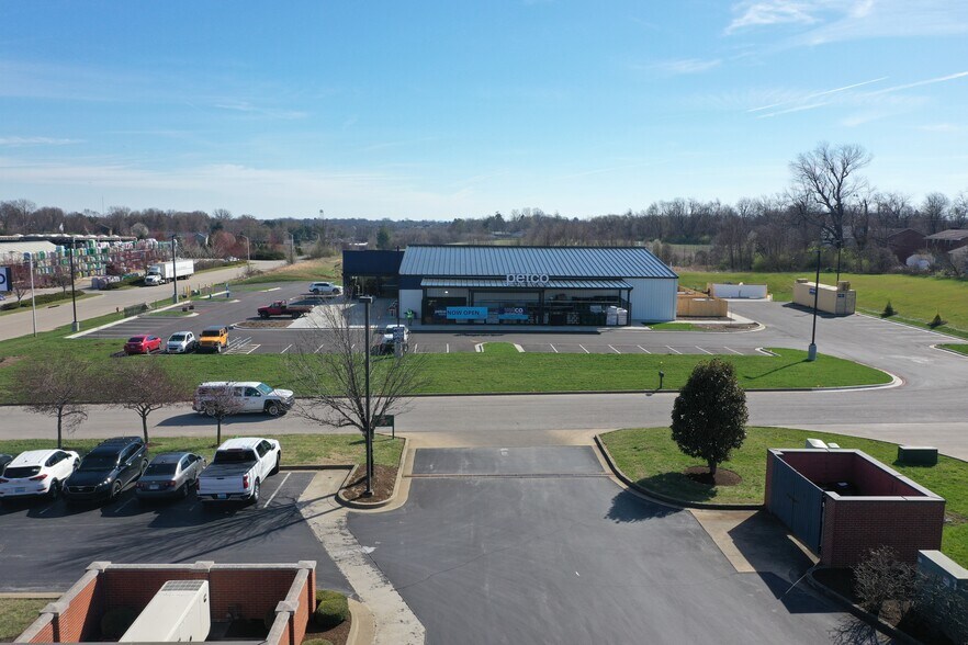 More Photos Of 80 Reese Way, Mount Sterling Freestanding For Sale