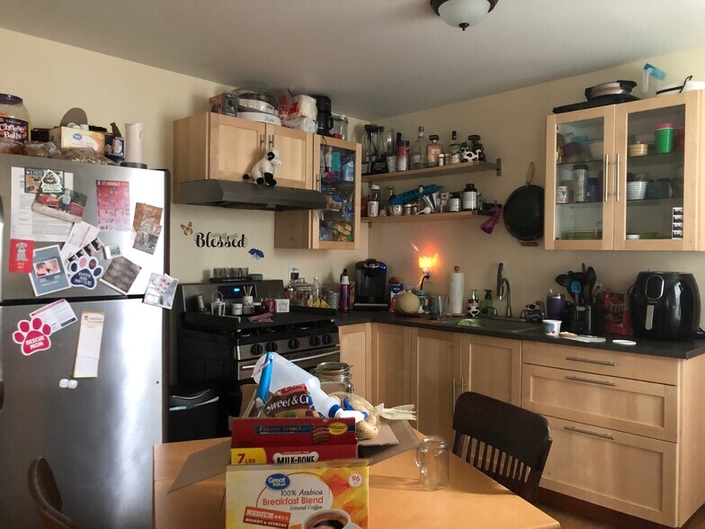 More Photos Of 190 W Stafford Rd, Union Apartments For Sale