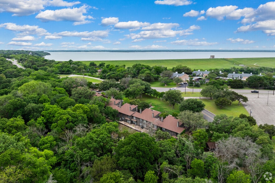 More Photos Of 2800 Stewart Dr, Waco Apartments For Sale