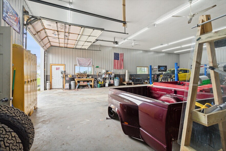 More Photos Of 3159 W Monroe Rd, Alma Freestanding For Sale