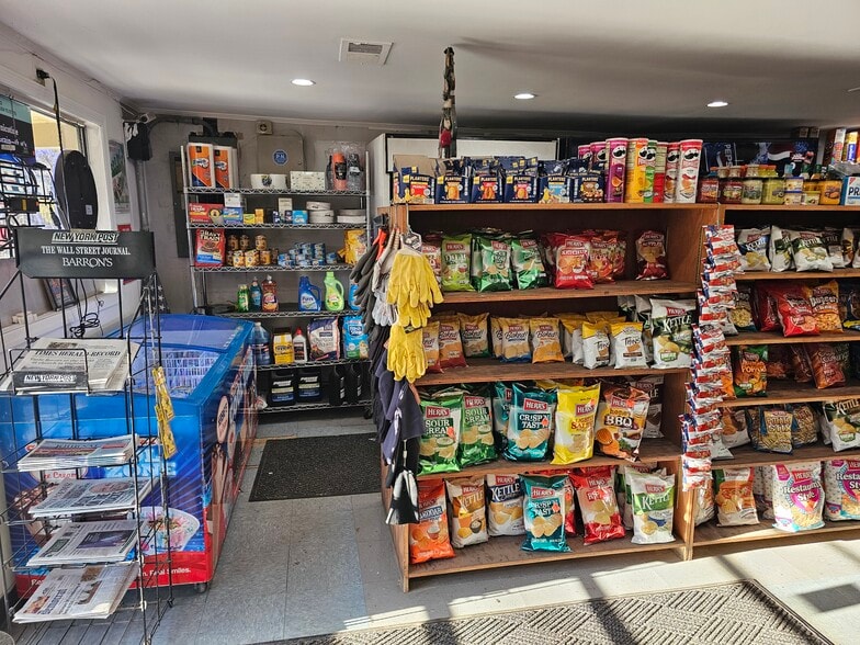 More Photos Of 3 Hamilton Rd, Pine Bush Convenience Store For Sale