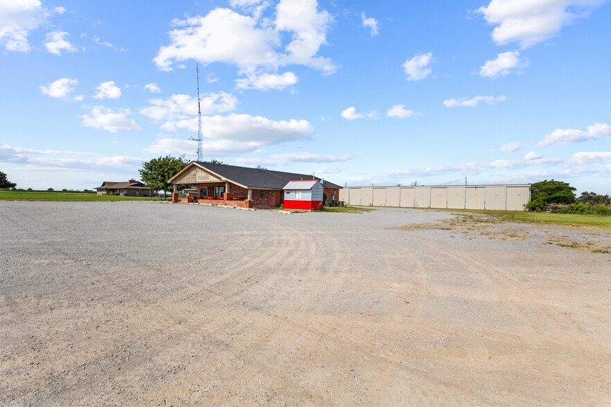 More Photos Of 28198 County Street 2530, Fort Cobb Manufactured Housing Mobile Home Park For Sale