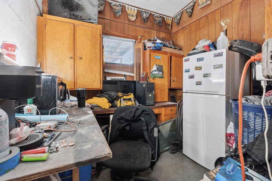 More Photos Of 1271 Harker St, Dayton Auto Repair For Sale