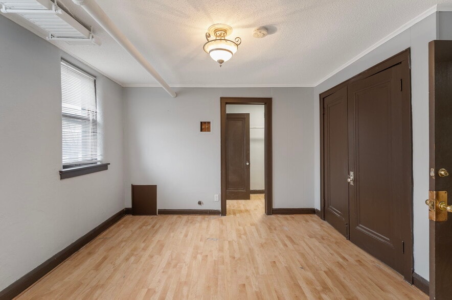 More Photos Of 487 Grand Ave, Saint Paul Apartments For Sale