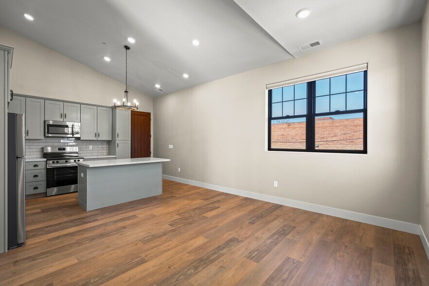 More Photos Of 734 Tahoe St, Reno Apartments For Sale