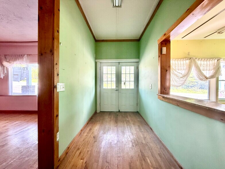 More Photos Of 5085 Route 23A, Haines Falls Flex For Sale