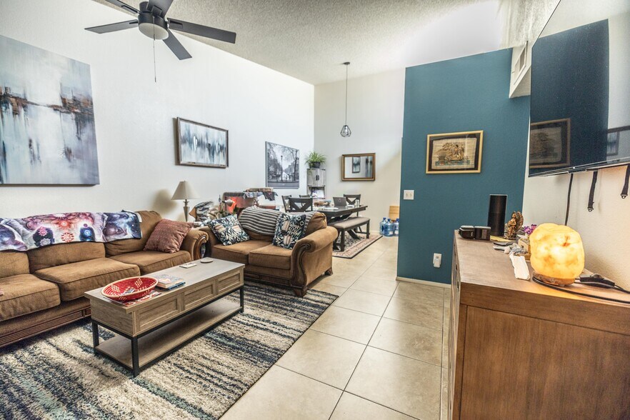 More Photos Of 13644 N Hamilton Dr, Fountain Hills Multifamily For Sale