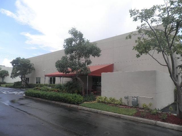 More Photos Of 6691 N Nob Hill Rd, Fort Lauderdale Office For Sale